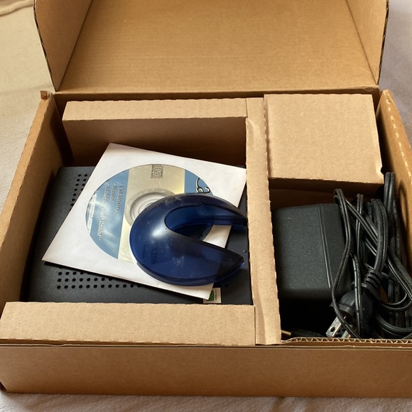 TOSHIBA Cable Modem - Picture 4 of 6